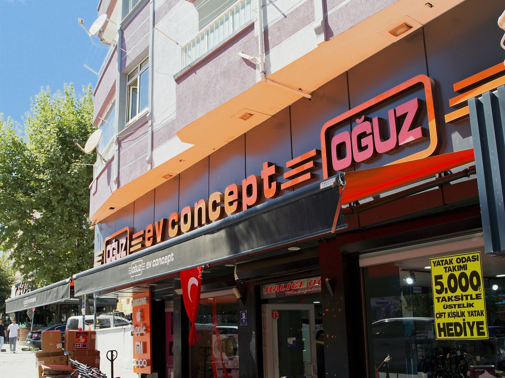 Oğuz Ev Concept Gazino şubesi cephesi, Keçiören